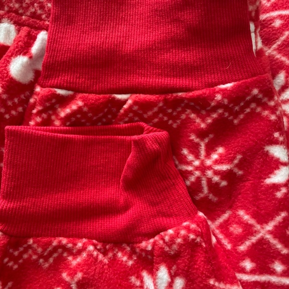 NWT Disney Christmas Pajama Set - Picture 5 of 5